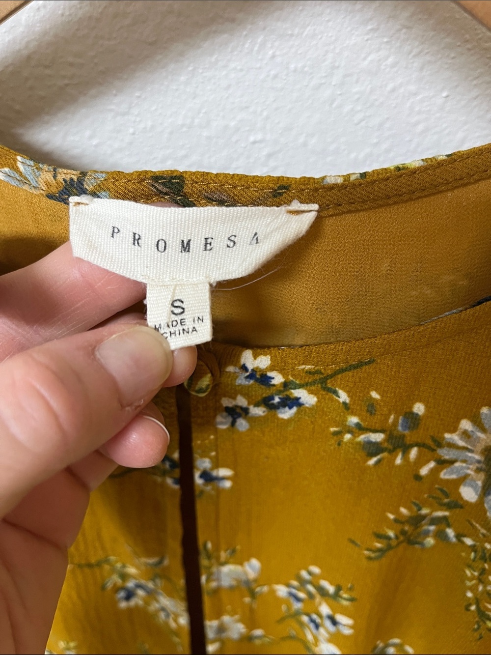 Promesa Mustard Floral Midi Dress women’s size S - Picture 2 of 4